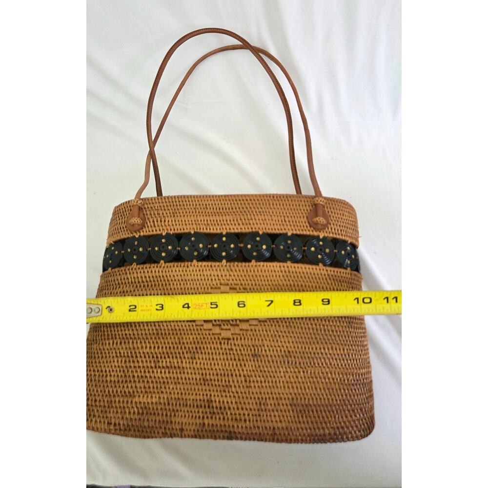 Vintage Handwoven Rattan Purse with Fabric interior, Leather Straps - Picture 7 of 7